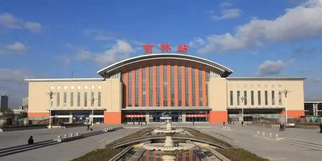 武漢到吉林物流專(zhuān)線(xiàn)-武漢至吉林貨運(yùn)公司